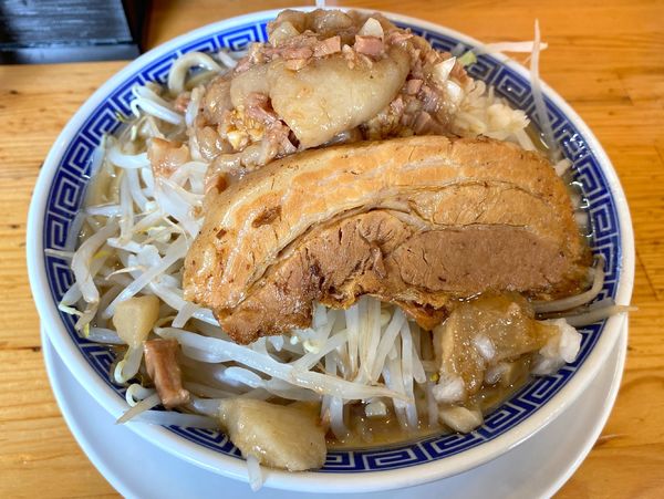 「しょうゆ 800円」@ラーメン ガジローの写真