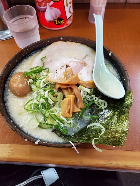 「ラーメン」@屋台ラーメンとんこつ貴生 稔台店の写真