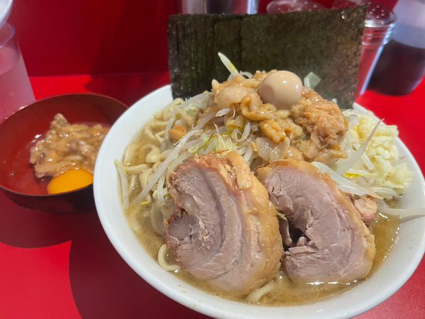 「ラーメン少なめ＋海苔＋脂生玉子」@麺屋HEROの写真