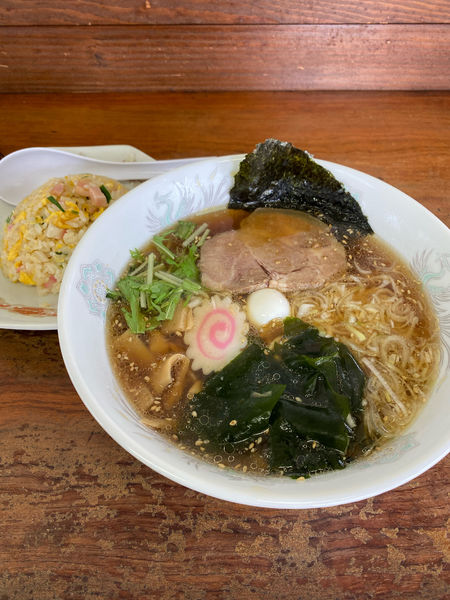 「半ちゃんラーメン（醤油）850円➕麺固め」@扇やラーメンの写真