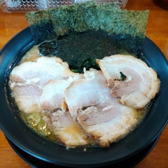 横浜家系ラーメン せんげん家の画像