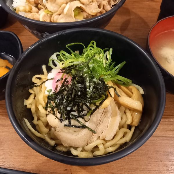 「ミニ油そば￥380」@伝説のすた丼屋 秋葉原店の写真