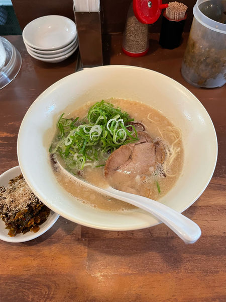 「博多豚骨らーめん」@幸心堂の写真