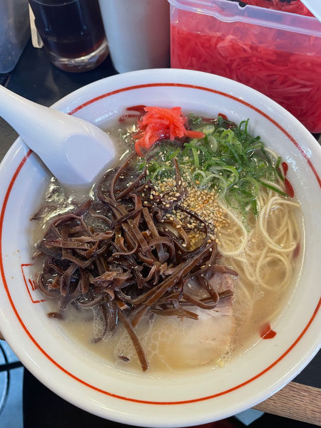 「長浜ラーメン　きくらげ」@博多長浜屋台やまちゃん 銀座店の写真