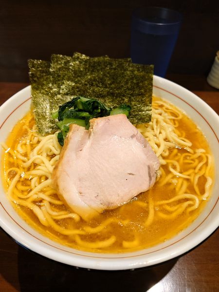 「ラーメン大盛り　モモ　カタメ　濃いめ　多め」@らーめん飛粋の写真