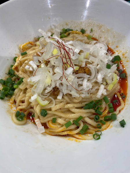 「汁なし坦々麺（白）」@うさ担 浦和本店の写真