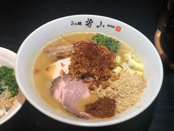 「濃厚鶏白湯(みそ)」@らぁ麺 芳山の写真