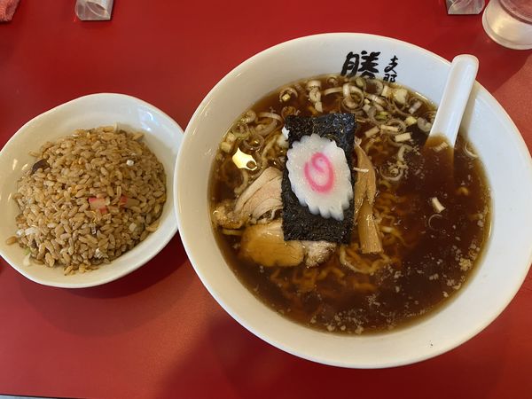 「ラーメン半チャーハン 900円」@支那そば 勝丸 目黒本店の写真