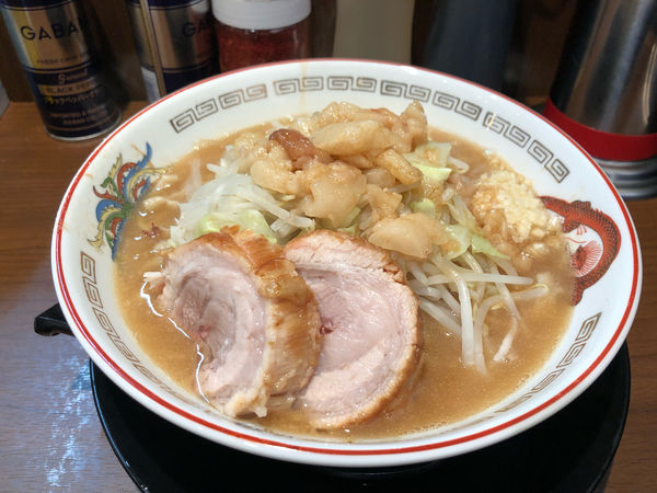 「小ラーメン（ニンニク、アブラ、カラメ）」@豚山 大森店の写真