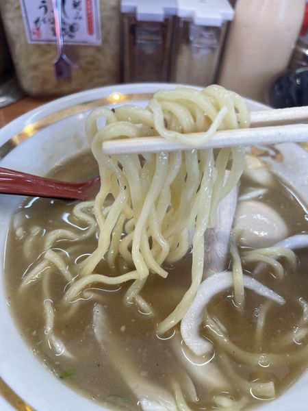 「鶏油ホロホロ肉飯　煮干しラーメン」@油そば専門 清水家 船橋店の写真