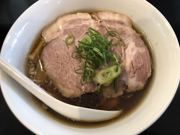 「贅沢醤油らぁ麺 極」@柳麺マタドールの写真