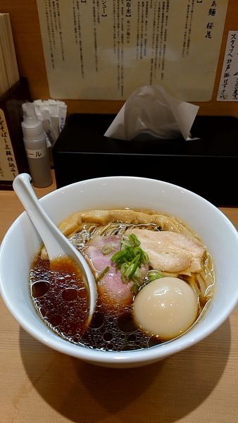 「醤油 特製らぁ麺」@らぁ麺 桜花の写真