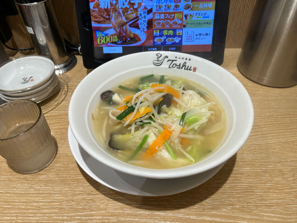 「野菜たっぷり塩たんめん 麺少なめ517円」@れんげ食堂 Toshu 本八幡店の写真