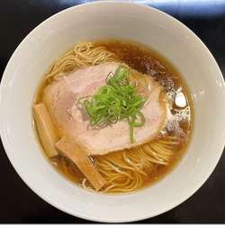 醤油らぁ麺