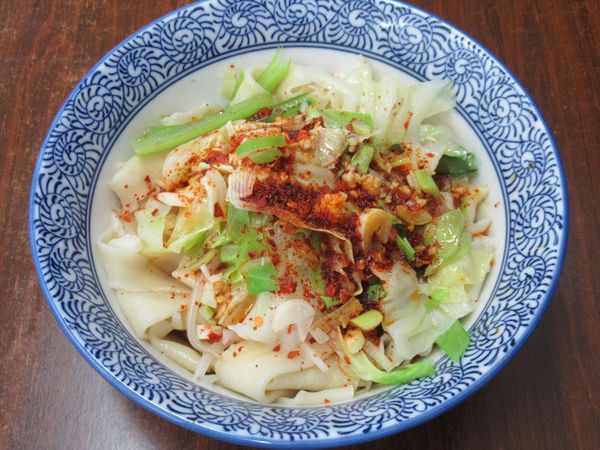 「油発びゃんびゃん面（850円）」@西安美食の写真