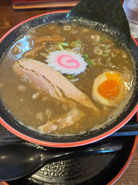 「ど煮干し」@節系とんこつらぁ麺 おもとの写真