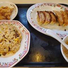 餃子の王将 石川町店の写真