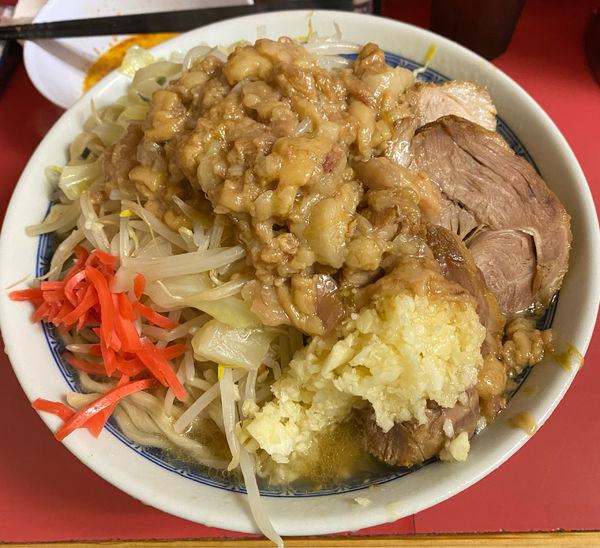 「小豚ラーメン　生たまご」@ラーメン二郎 桜台駅前店の写真