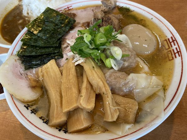 「特製海老塩ラーメン＋海老辛味」@龍聖軒の写真