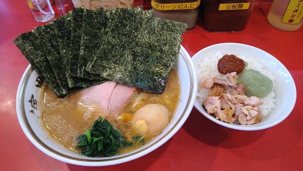 「ラーメン(並)¥800+のり¥100+ライス¥100-」@ラーメン濱野家の写真