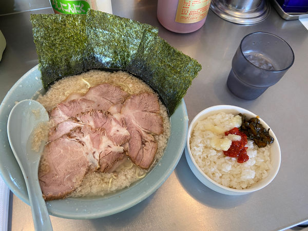 「コテチャーシューメン　固め濃いめ多め」@ラーメンショップ 椿 玉造店の写真