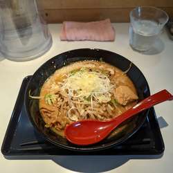 3SO背脂にんにく ¥950 ＋ライス¥120