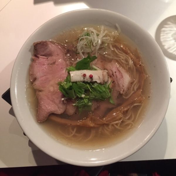 「煮塩豚そば」@SOBAHOUSE金色不如帰の写真