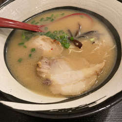 とんこつラーメン