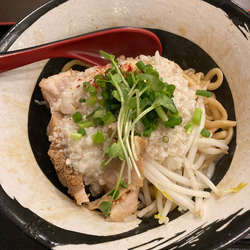 油そば　背脂ちゃっちゃ