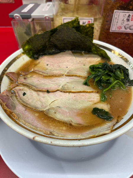 「チャーシューメン」@家系ラーメン王道家直伝 との丸家 船橋店の写真