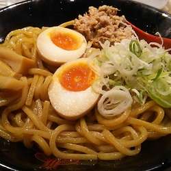 特製油そば 790円