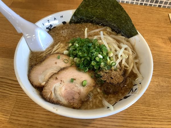 「節とんこつ　930円」@らぁめん伊山の写真