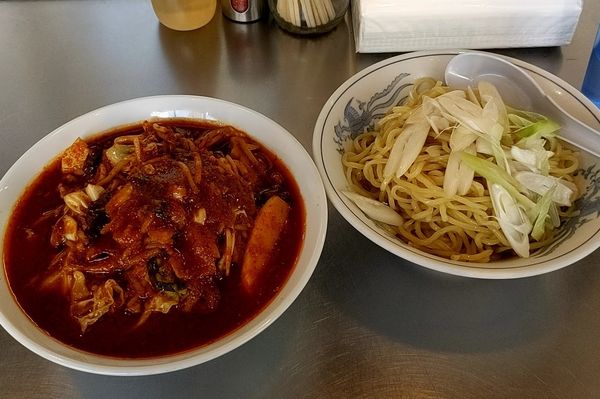 「冷し味噌 野菜」@旨辛タンメン ファイヤーマウンテンの写真