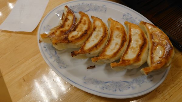 「餃子260円」@ぎょうざの満洲 春日部東口店の写真