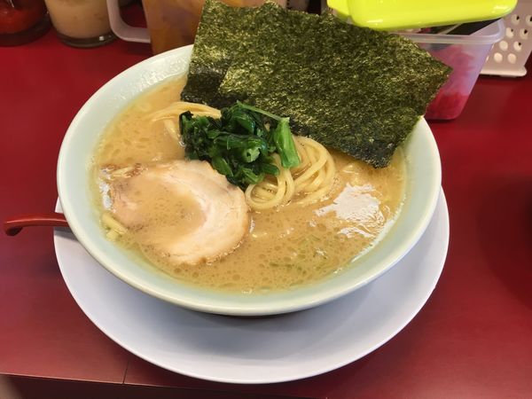 「豚骨醤油」@横浜家系ラーメン 松田家 志木店の写真