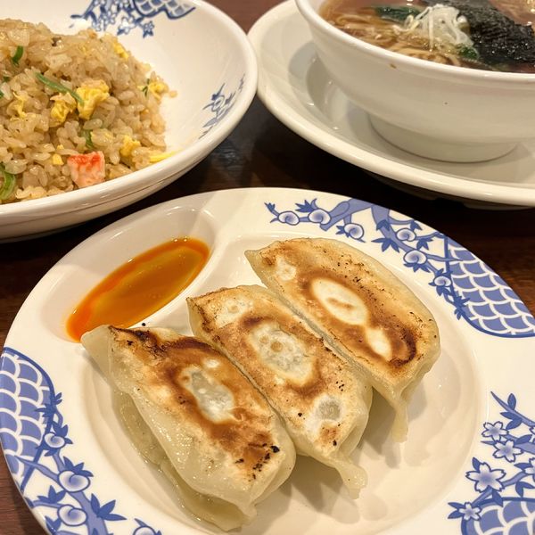 「チャーハン＆餃子・半ラーメンセット769円【クーポン割】」@バーミヤン 千葉ニュータウン中央店の写真