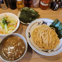 魚介豚骨のつけ麺　並　板のり　やさい