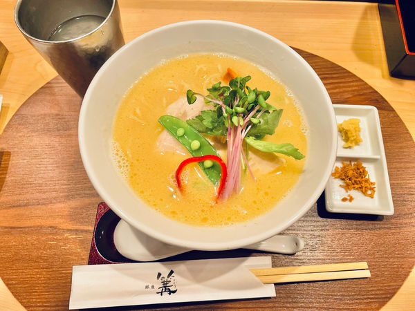 「鶏白湯Soba」@銀座 篝 本店の写真