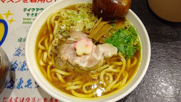 「醤油ラーメン（太麺・あっさり・中盛）」@秋田ラーメン はまの写真