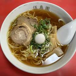 素湯麺（ラーメン）　￥６６０