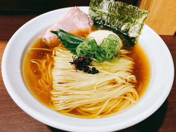 「上中華 味玉 メヂカ熟成醤油」@メヂカそば 吟魚の写真