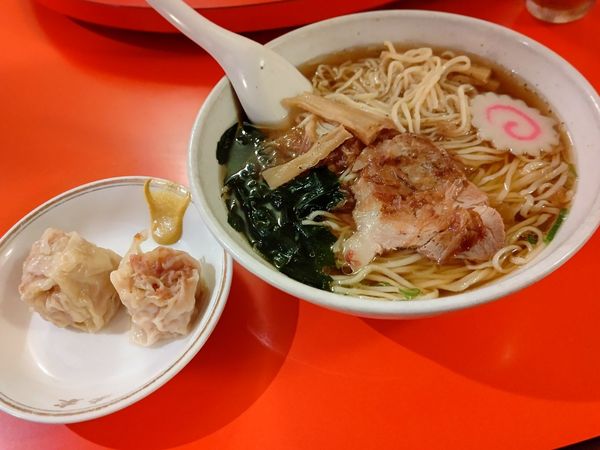 「C特製チャーシューメン(醤油)+シューマイ830円」@李家 中華料理の写真