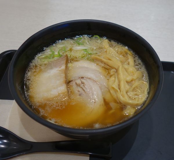 「背脂醤油ラーメン」@焼きあご醤油ラーメン あらい イオンスタイル板橋前野町店の写真