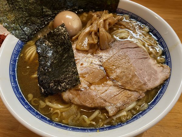 「ラーメン並＋味玉＋のり＋辛味」@自家製中華そば としおかの写真