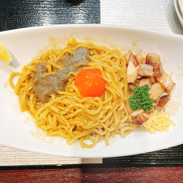 「ニボバターまぜそば」@NAKAGAWA わずの写真