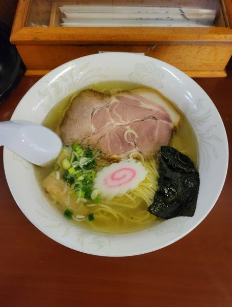 「しおらーめん」@支那そば・横浜タンメン 阿波家の写真