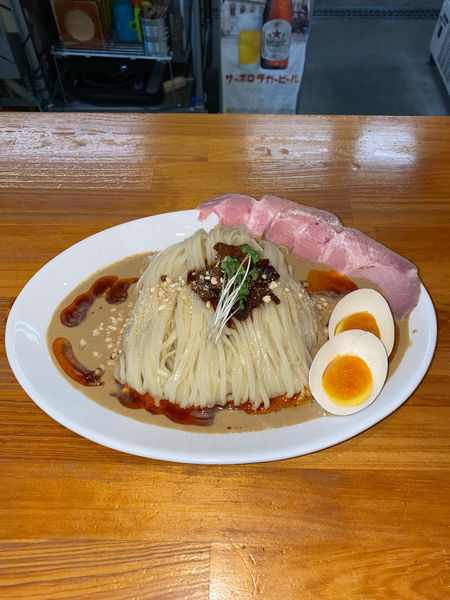 「冷やし汁なし担担麺スペシャル¥1,350円(期間限定)」@ニボチャチャ！！ラーメン あらき軒の写真
