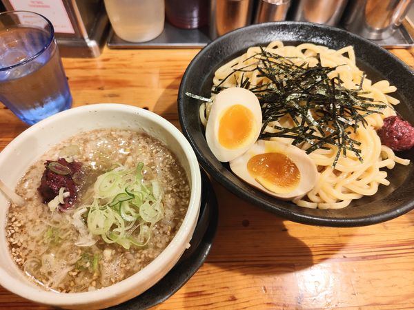 「梅塩つけ麺＋味付玉子」@らあ麺 やったるの写真