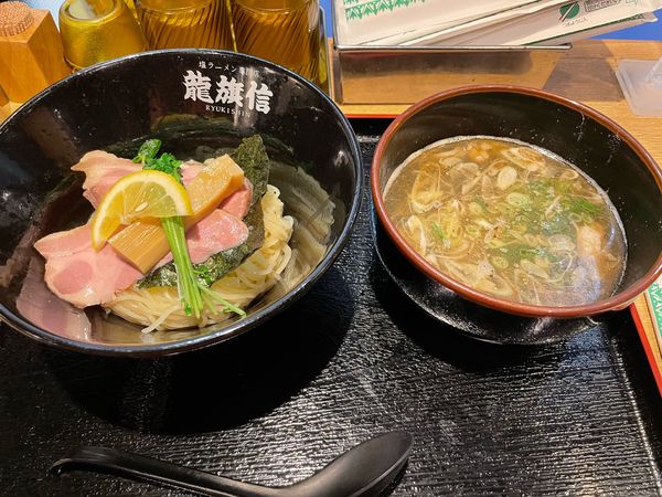「塩汁つけ麺」@龍旗信LEOの写真