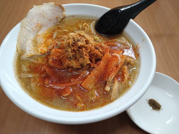 「シビレ旨辛味噌ラーメン」@信州濃厚味噌らーめん 信々白雪の写真